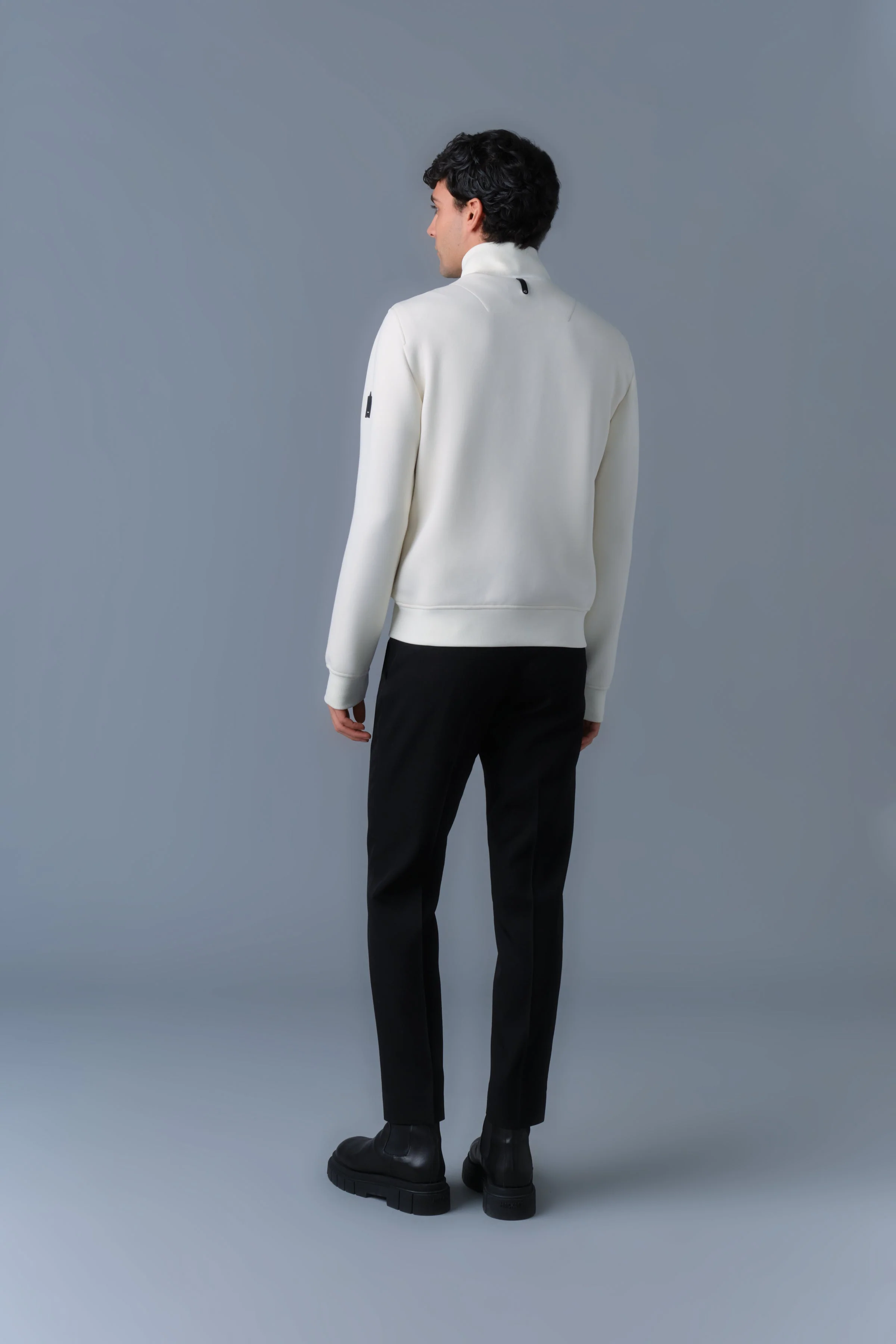 COLLIN-R - Image 18