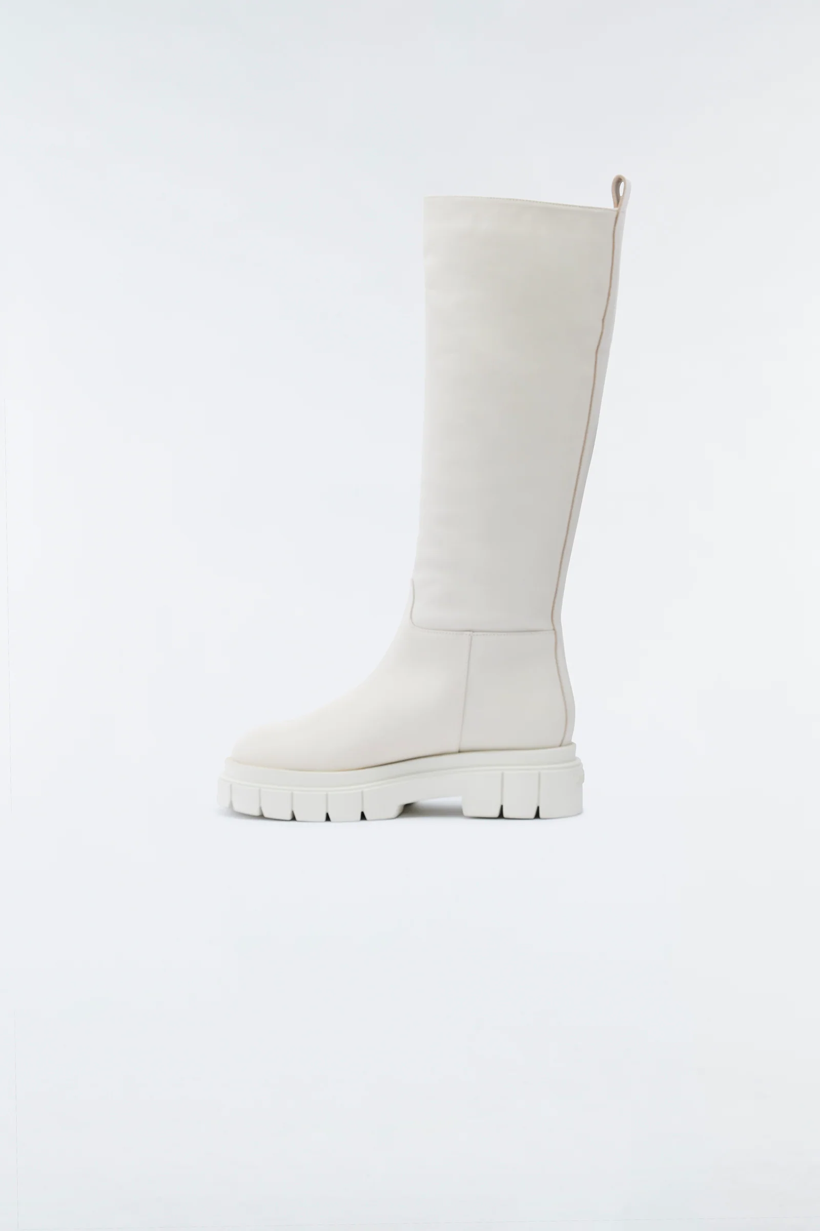 COMMANDER - Image 7