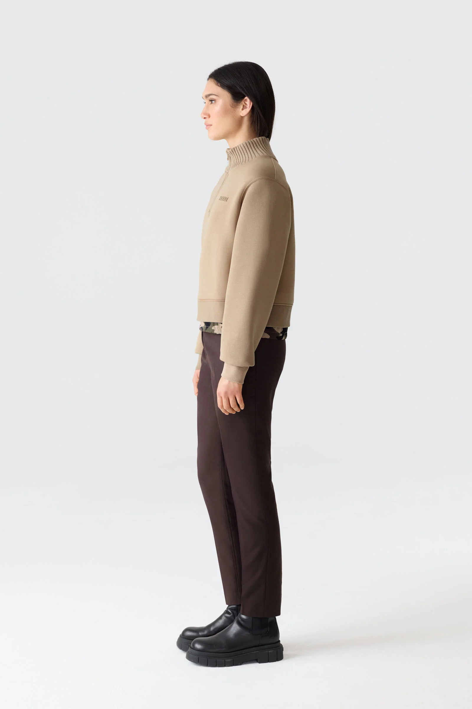 ELVIRA - Image 10