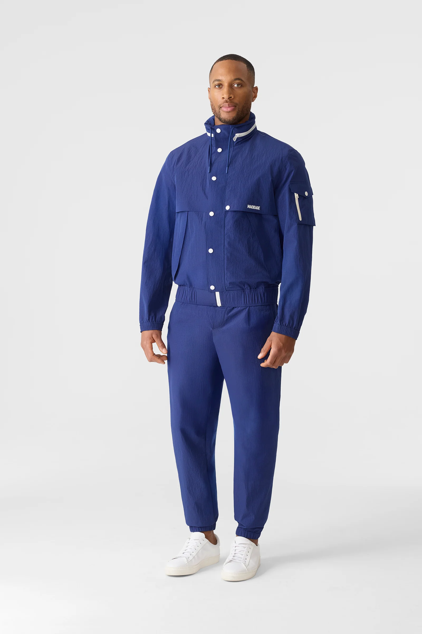 GARRETT - Image 23