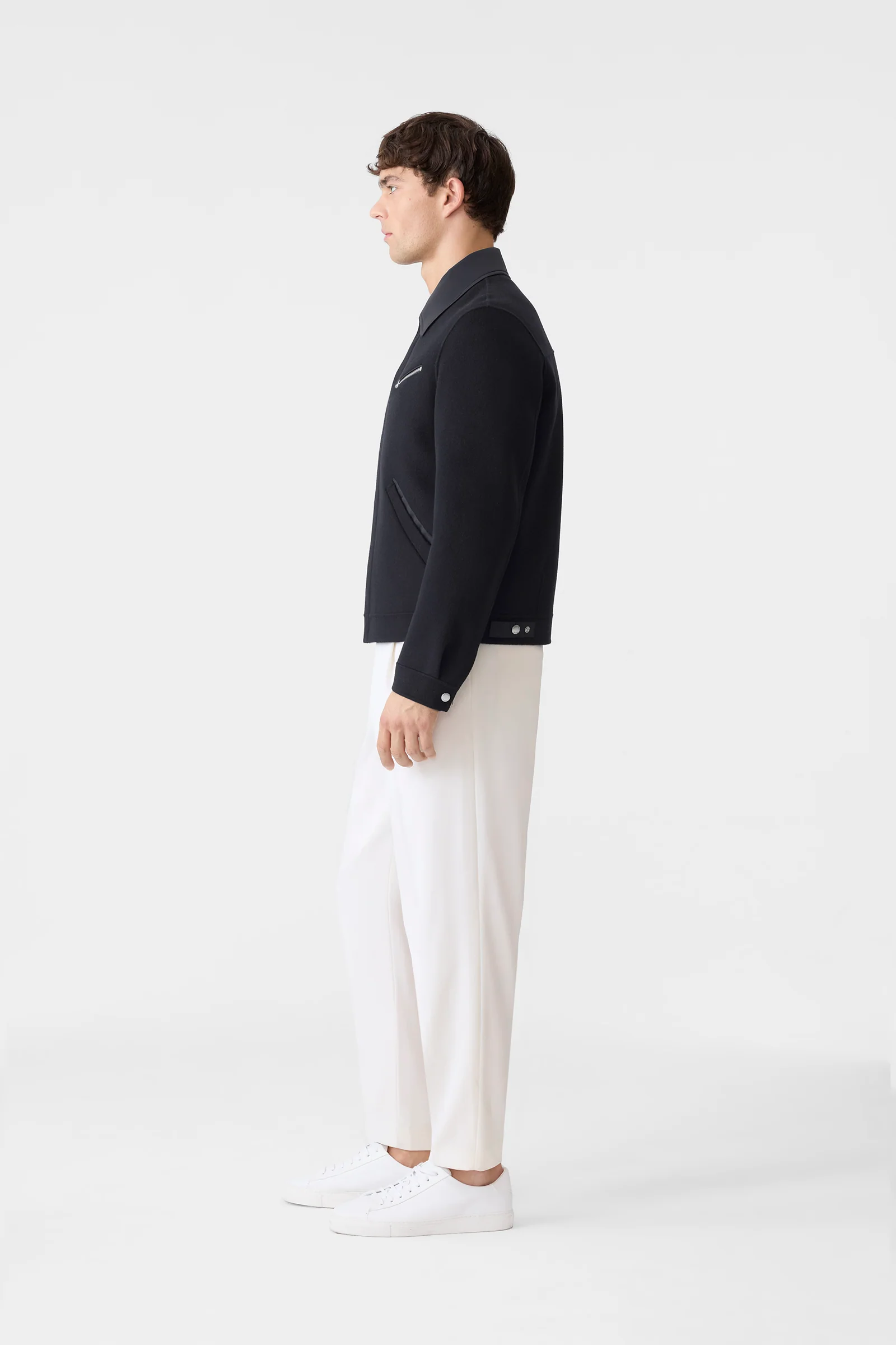 HAYES - Image 6