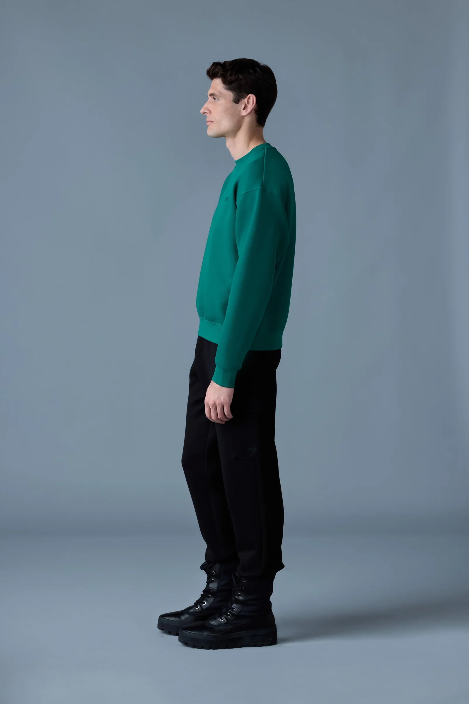 JULIAN - Image 66