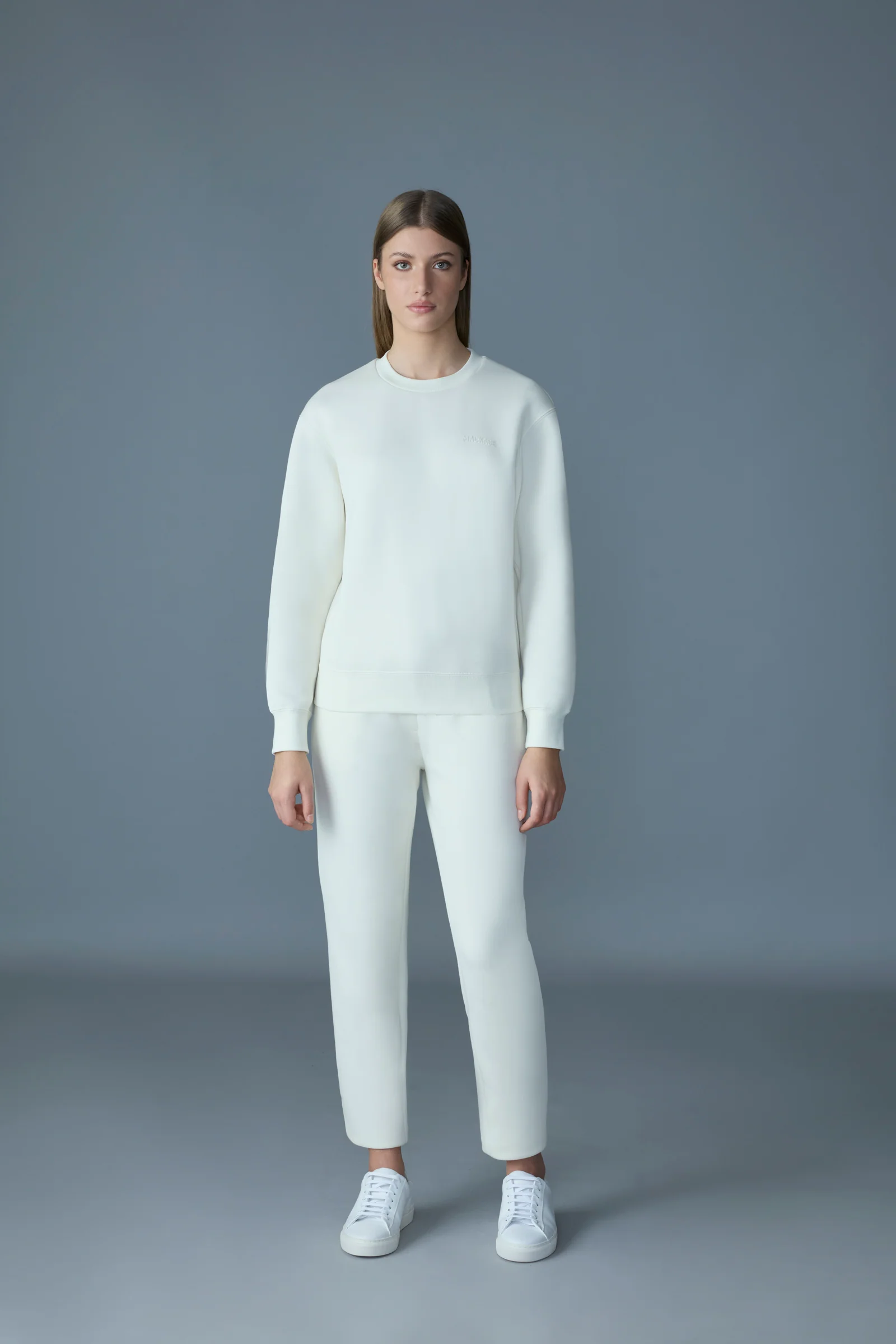 JULIANNA - Image 12