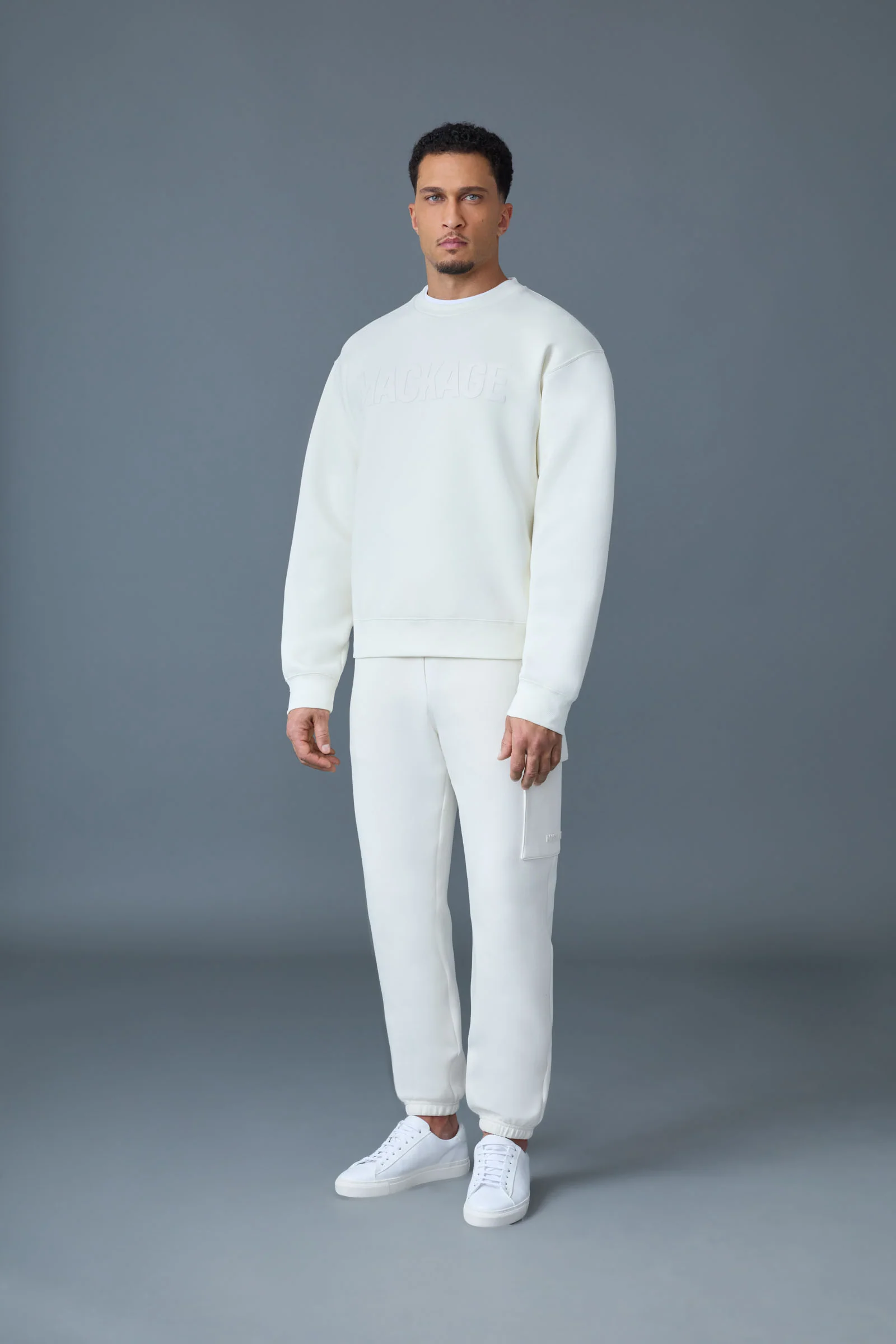 JULIUS - Image 8