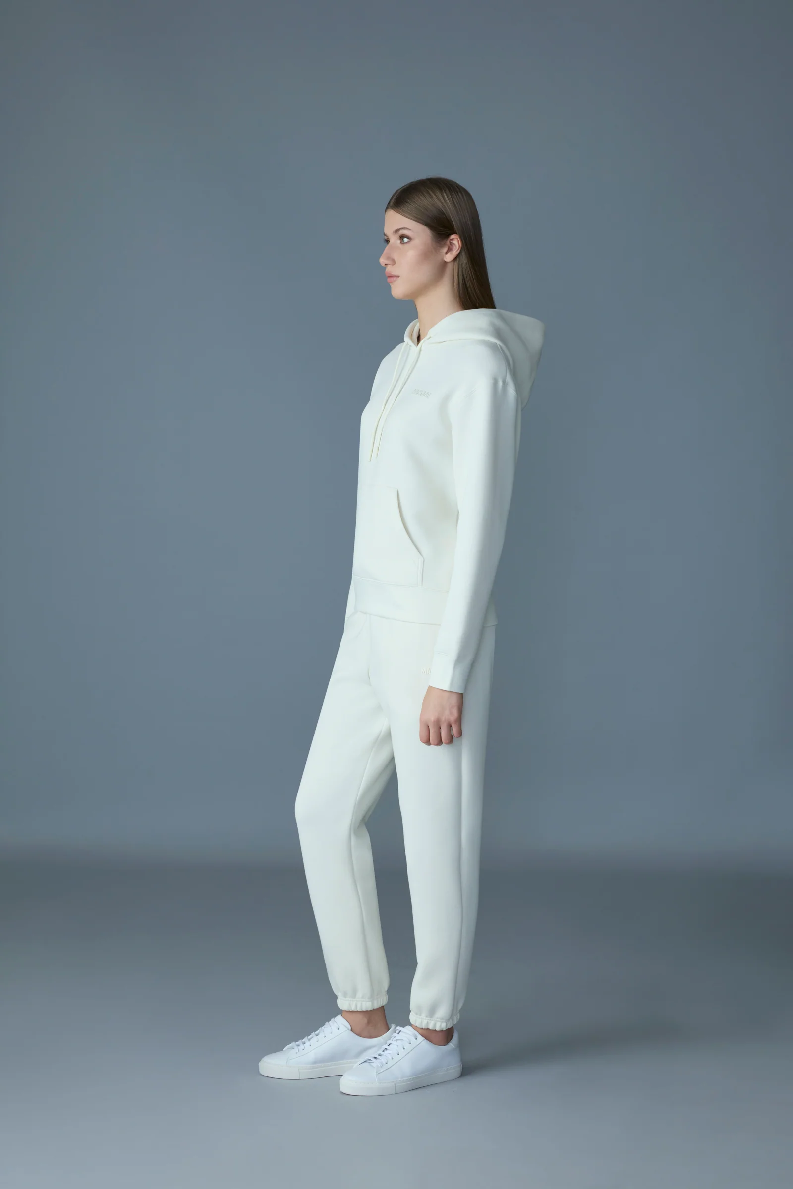 KRYSTIANA - Image 13