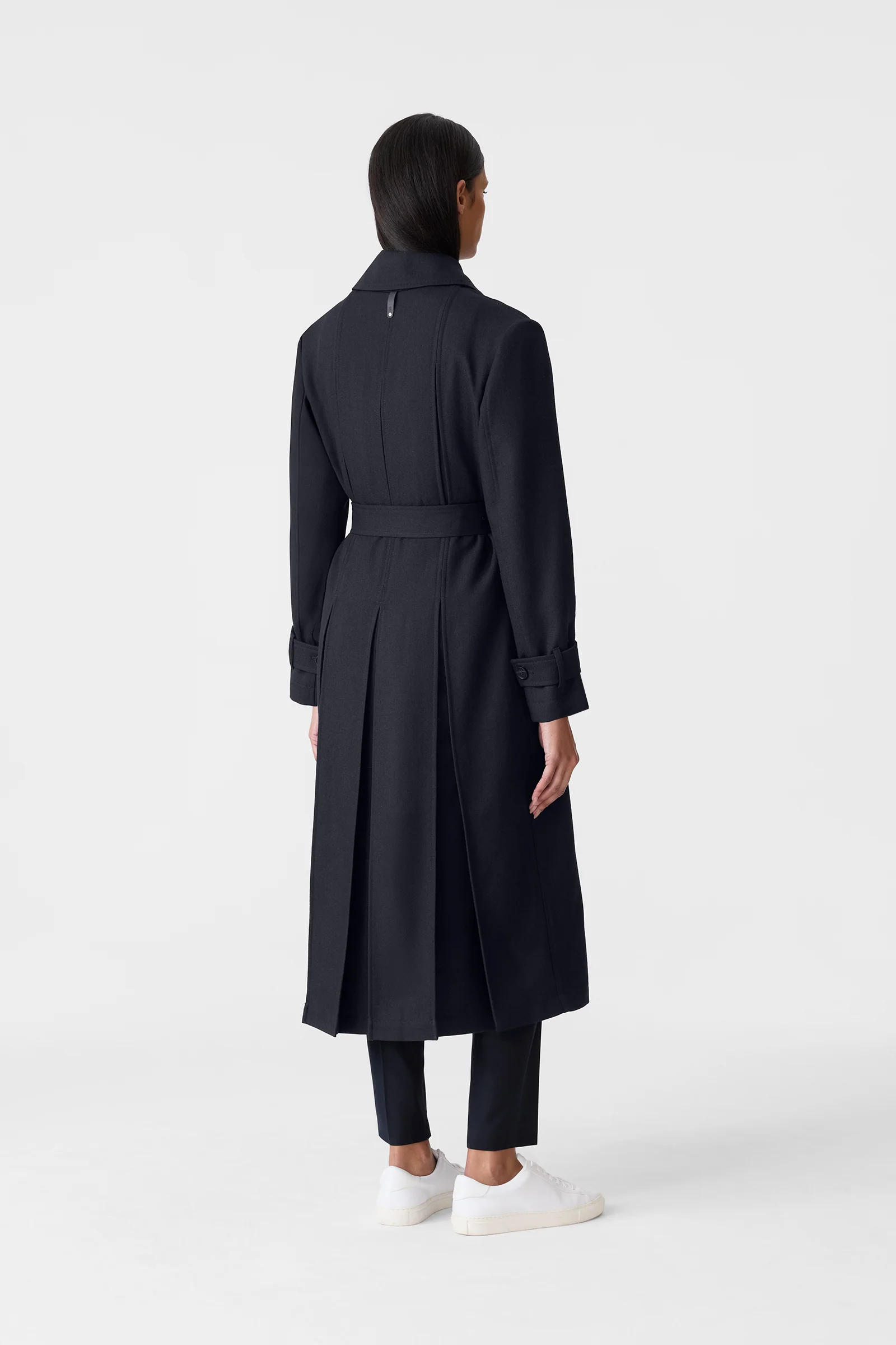 LORNA - Image 6