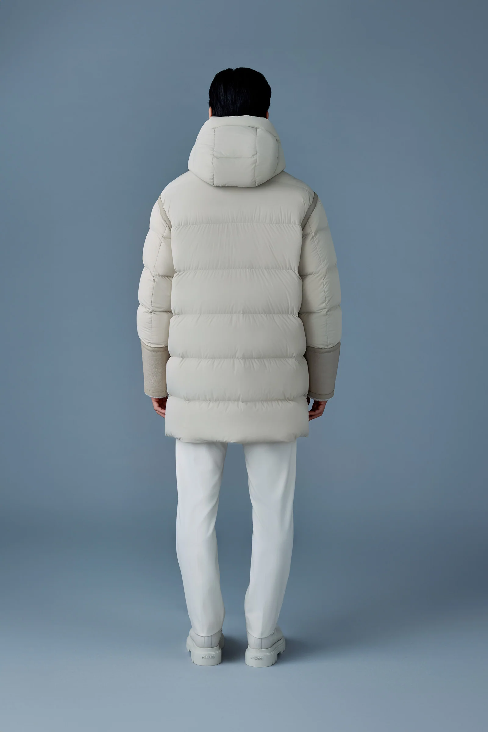 NICHOLAS - Image 10