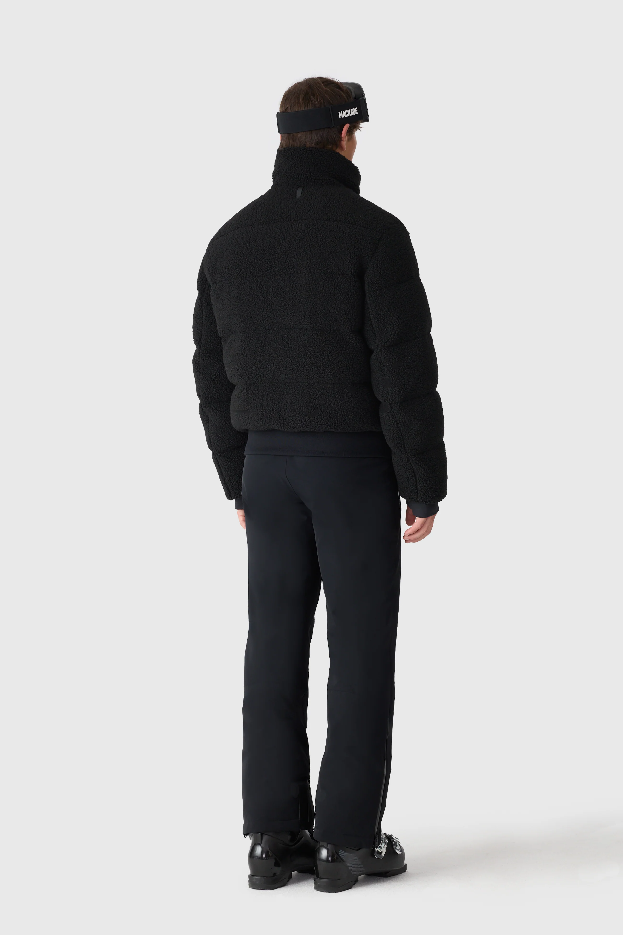 SHEPARD - Image 12