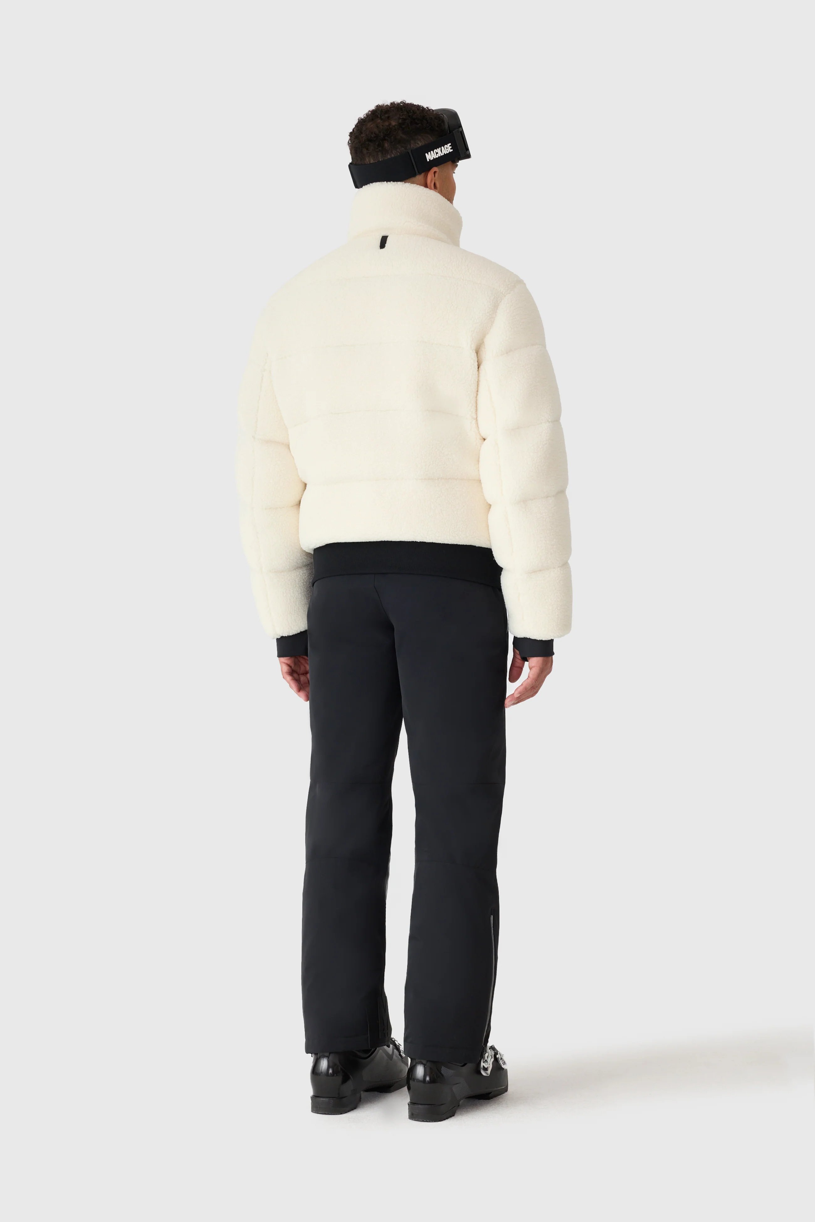 SHEPARD - Image 6