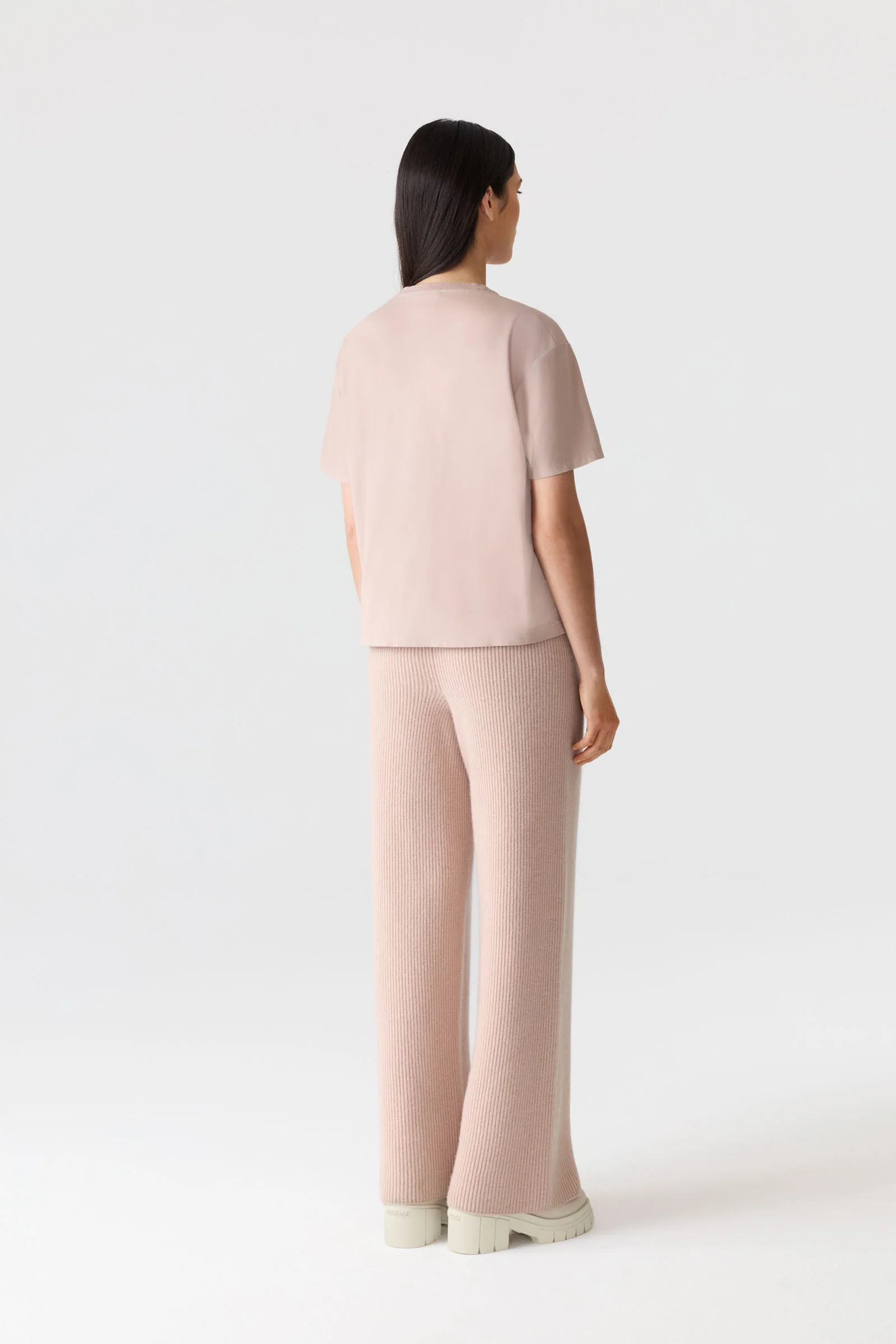 TEE-W - Image 31